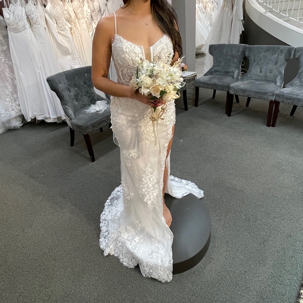 Mermaid Wedding Dress with Slit